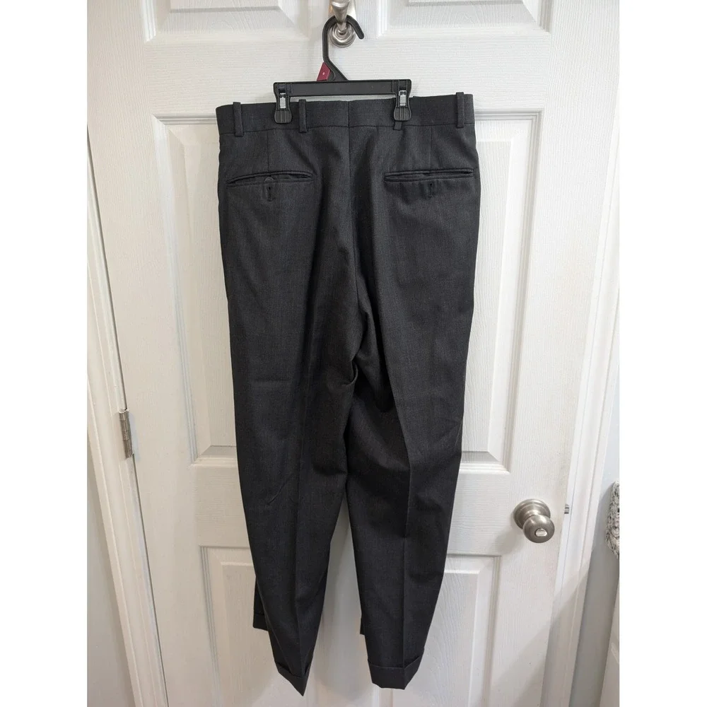 Versini Pleated Dress Pants Mens Charcoal Gray‎ 100% Wool Cuffed - Size 31